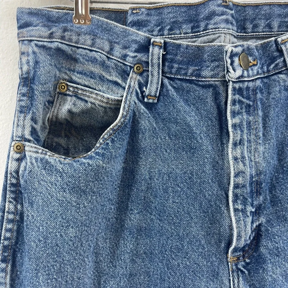Wrangler Authentic Jeans Mens 33x30 Blue Excellent Straight Leg 96501DS Heritage